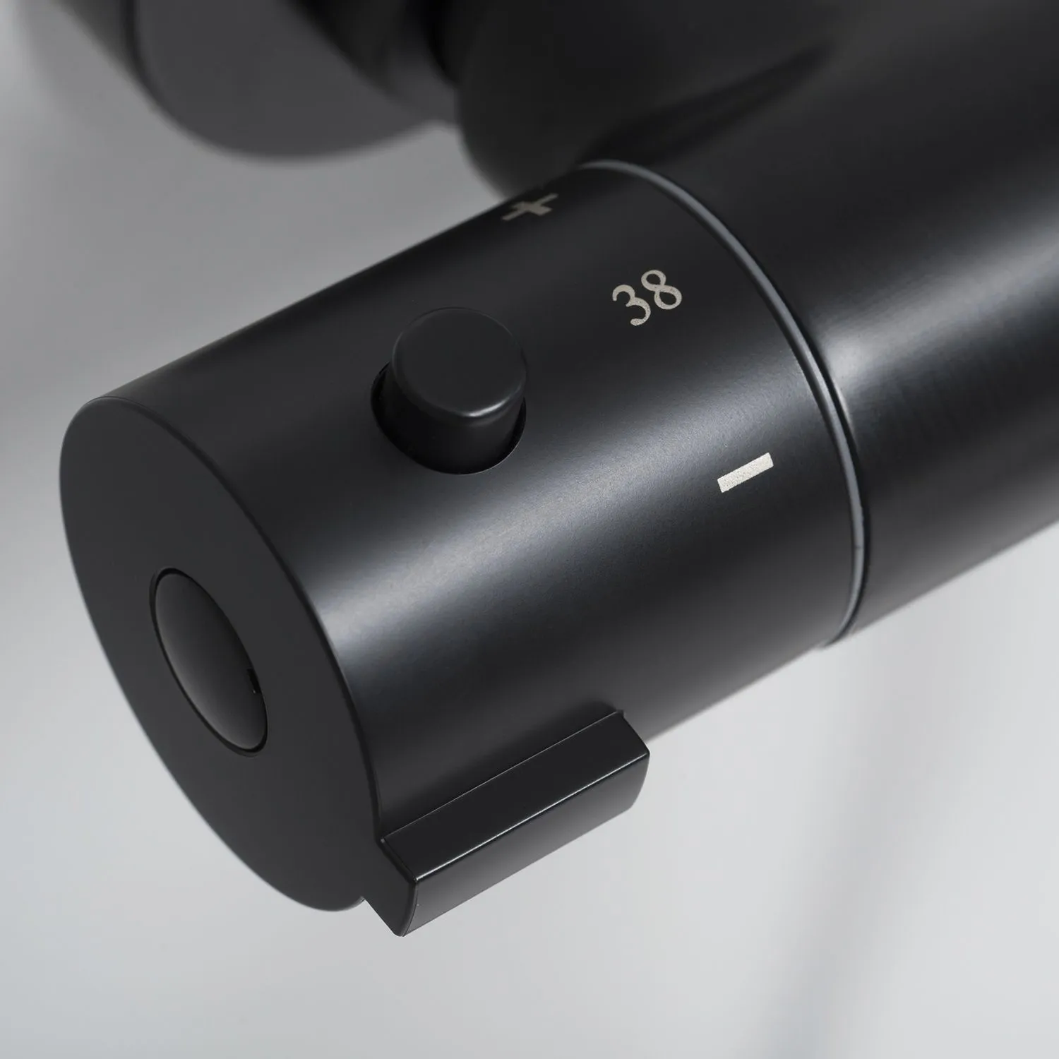 A28801 Thermo Душевая система с термостатическим смесителем