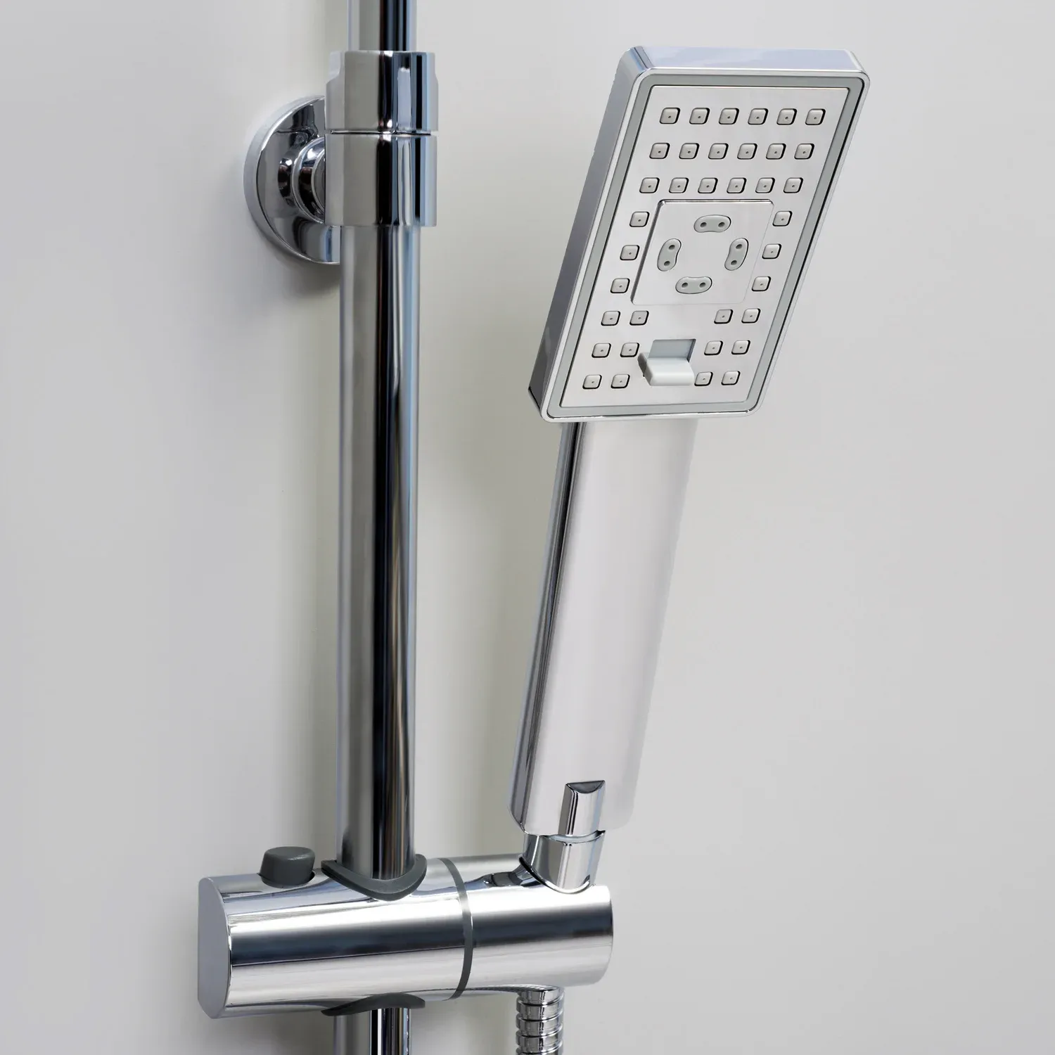 A15502 Thermo Душевая система с термостатическим смесителем