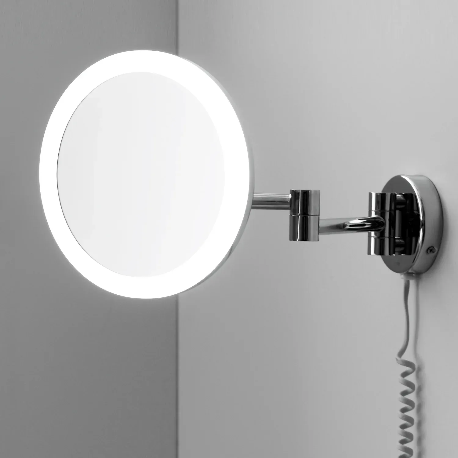 Зеркало с LED-подсветкой, 3-х кратным увеличением K-1004