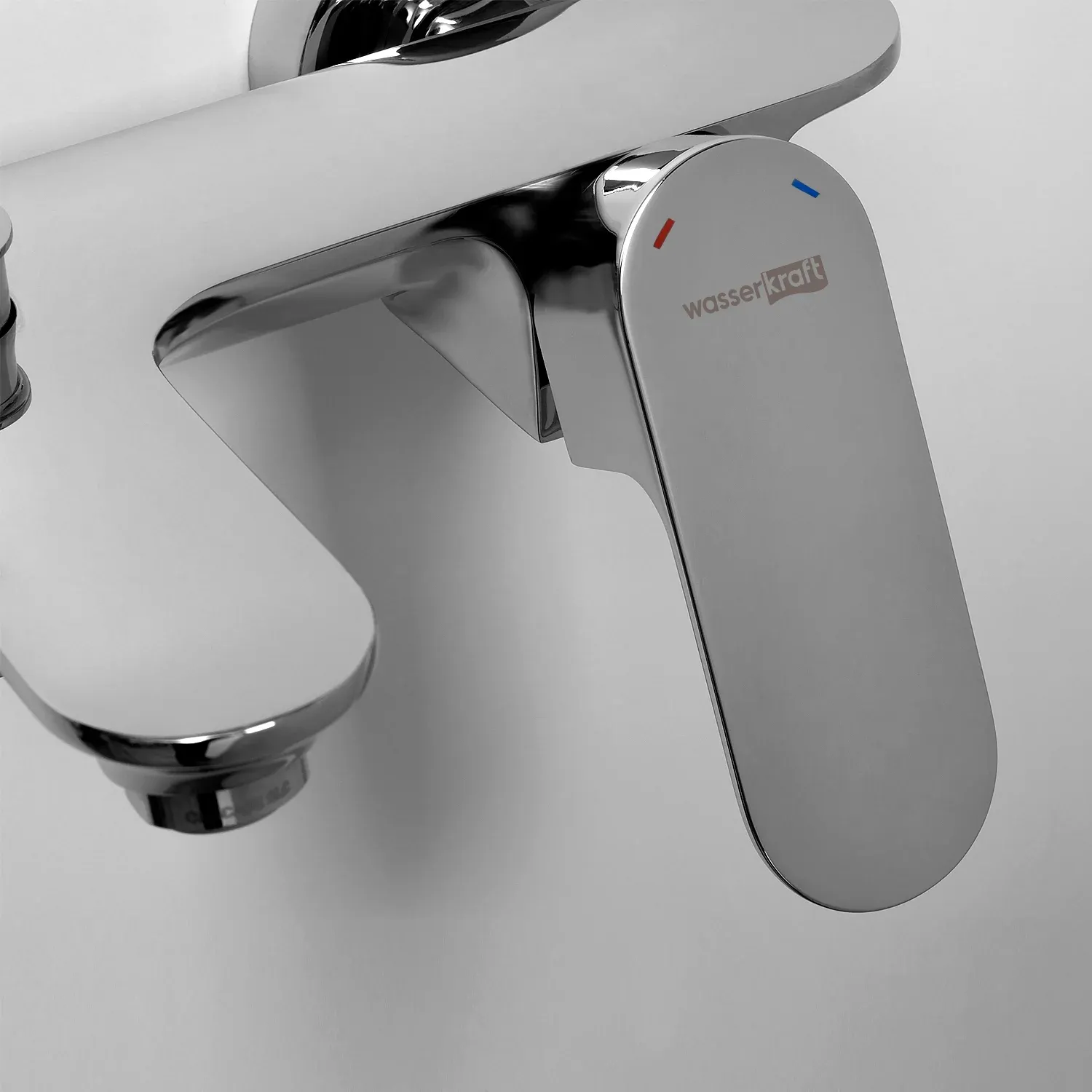 Смеситель для ванны с коротким изливом Dinkel 5801