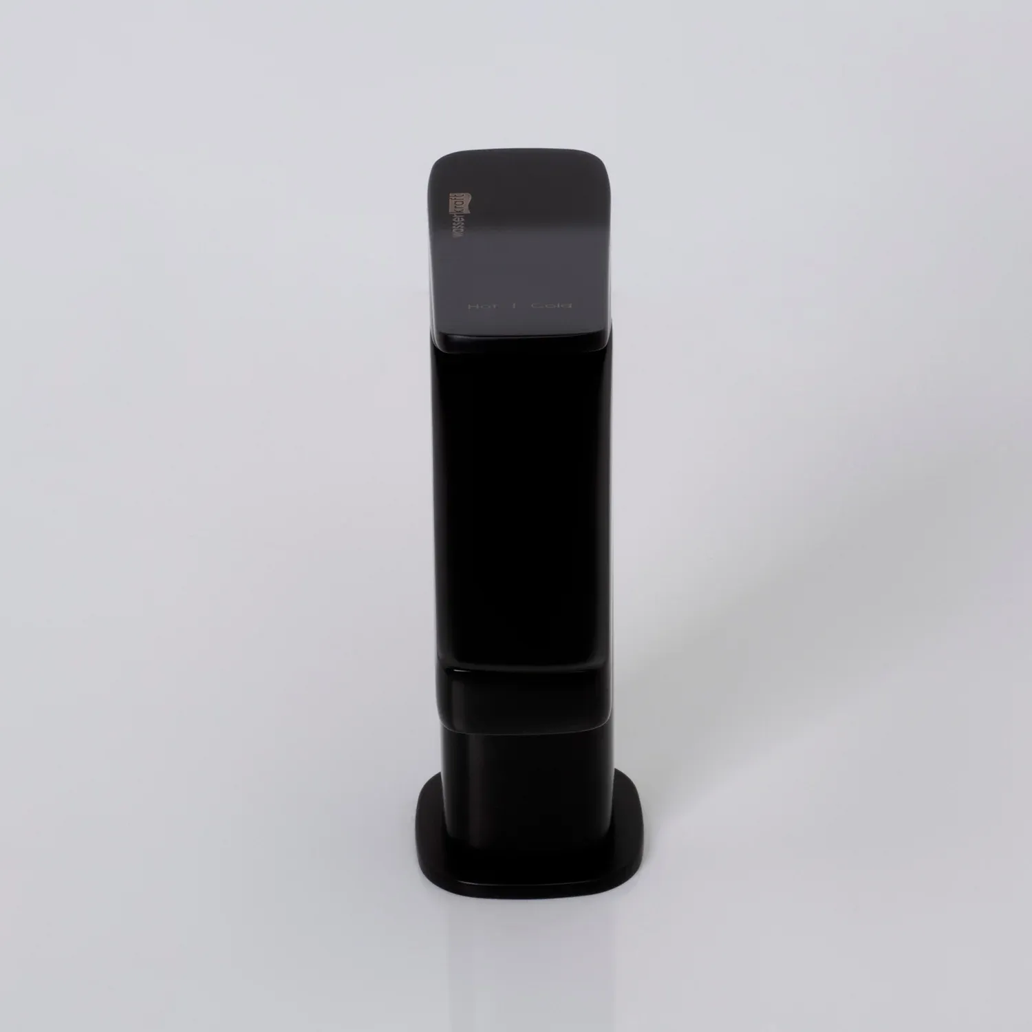 Смеситель для раковины Bever 2403