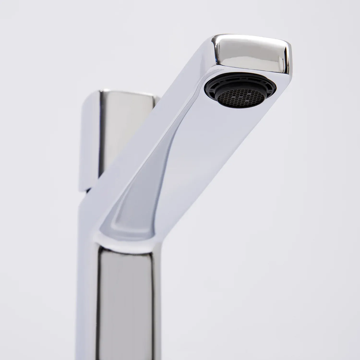 Смеситель для раковины Naab 8603H