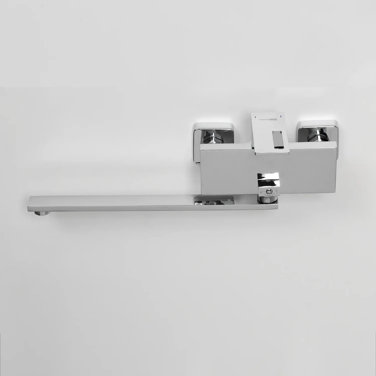 Смеситель для ванны с длинным изливом Alme 1502L